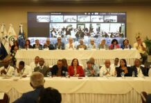 Luis Miguel De Camps reafirma compromiso con el magisterio y llama a garantizar la continuidad educativa durante congreso de la ADP