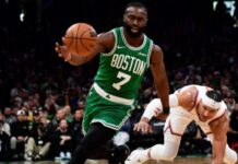 Tatum y Brown impulsan a Celtics sobre Sixers y toman ventaja en la serie