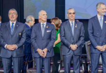 Presidente Abinader participa en la transmisión de mando presidencial de la presidenta de Costa Rica, Laura Fernández Delgado, en el Estadio Nacional