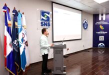 Dr. Julio E. Landrón Jr. presenta tesis para optar por especialidad en Ortopedia y Traumatología