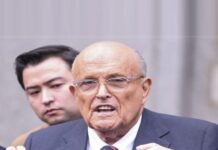 Exalcalde de Nueva York Rudy Giuliani está hospitalizado en condición crítica pero estable