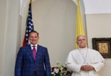 El papa celebró el 4 de julio en la residencia del embajador de EE.UU. ante la Santa Sede