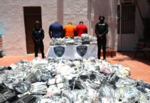 PN apresa a tres hombres y recupera mercancía valorada en más de un millón de pesos obtenida mediante estafa