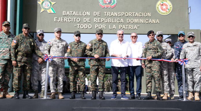 Presidente Abinader inaugura moderno Batallón de Transportación del Ejército para fortalecer la movilidad, el mantenimiento de la flota y la capacidad de respuesta operativa