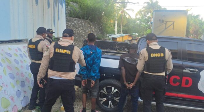 DNCD apresa 61 personas e incautan más de 15 kilos de drogas en San Cristóbal y Peravia