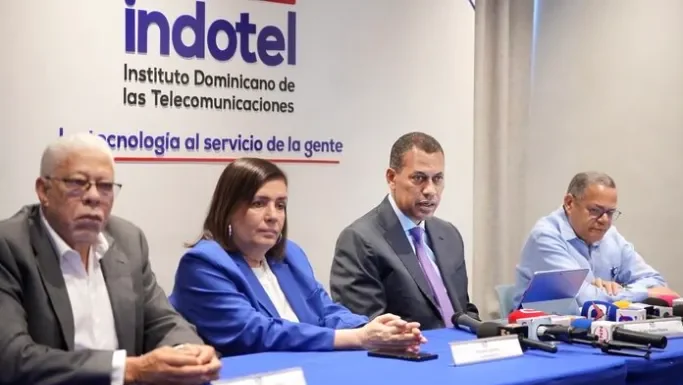 Indotel adjudica a Viettel y Claro Dominicana bloques
