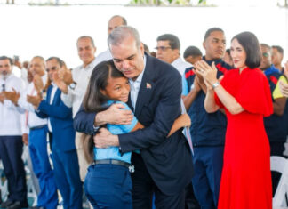 Gobierno del presidente Luis Abinader logra la máxima calificación y excelencia del cuerpo docente nacional