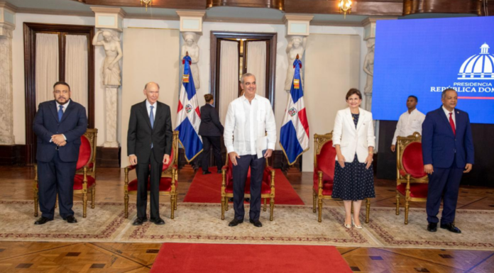 Presidente Abinader anuncia nueva sede para la Academia Dominicana de la Historia en su 95. ° aniversario