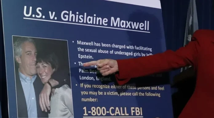 Un juez de EE.UU. rechaza revocar la condena de la cómplice de Jeffrey Epstein, Ghislaine Maxwell