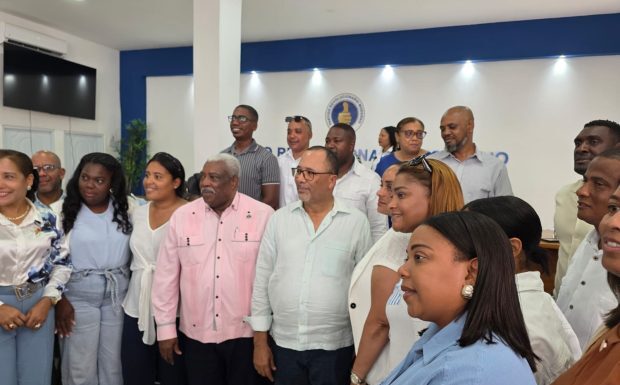 Corriente Magisterial “José Francisco Peña Gómez” llama al magisterio a integrarse al inicio del año escolar 2026-2027