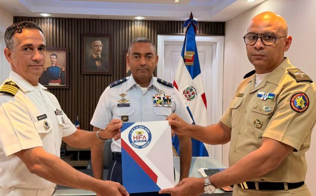 Coronel Guillermo Jorge Carvajal asume dirección de “La Voz de las Fuerzas Armadas”