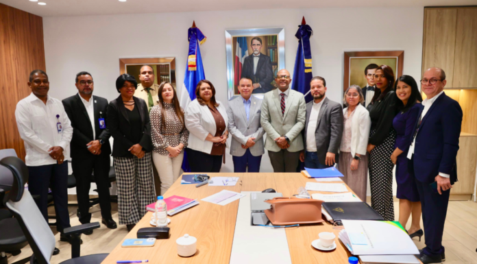 SNS y CMD mantienen diálogo y trabajo conjunto para fortalecimiento prestación de servicios de salud
