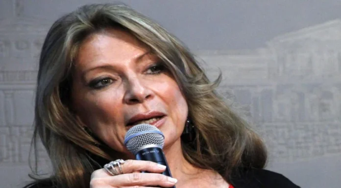 La ecuatoriana-libanesa Ivonne Baki anuncia candidatura a la secretaría general de la ONU