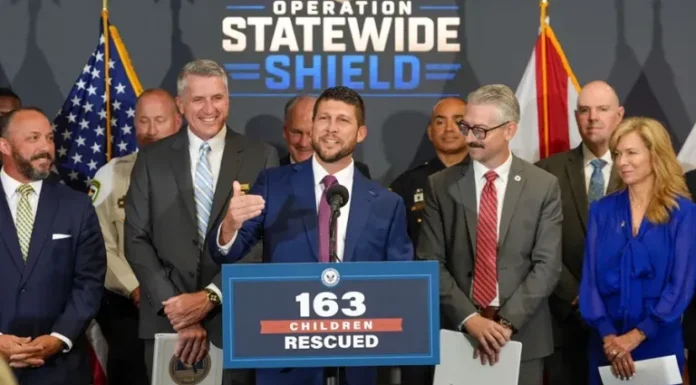 Las autoridades de Florida rescatan a 163 niños durante una operación internacional contra los abusos y la trata