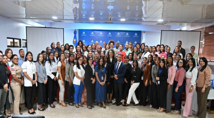 Ministerio de la Mujer y Contrataciones Públicas impulsan la equidad de género en las compras públicas
