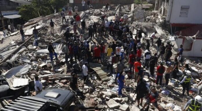 Colombia sube a 285 la cifra de muertos y mantiene en 379 los desaparecidos por terremoto