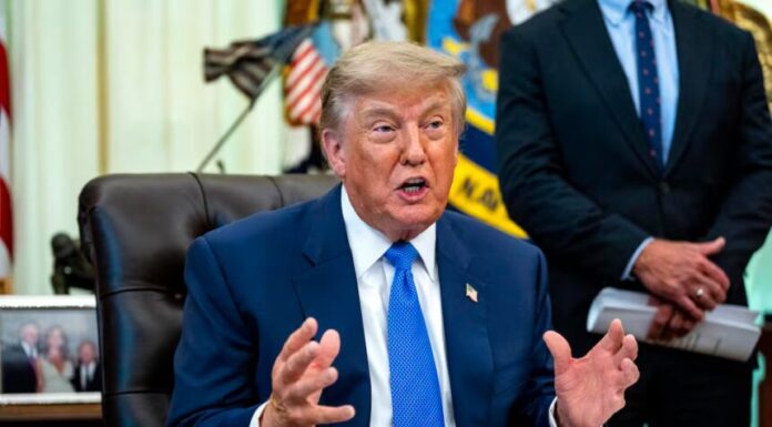 Trump insiste en que Irán no tendrá arma nuclear cuando termina plazo de memorando de paz