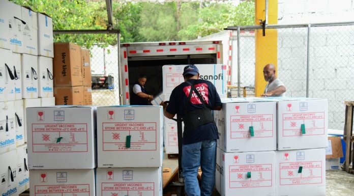 Ministerio de Salud recibe más de 300 mil dosis de vacuna hexavalente y 50 mil tetravalente acelular para fortalecer el esquema nacional de inmunización