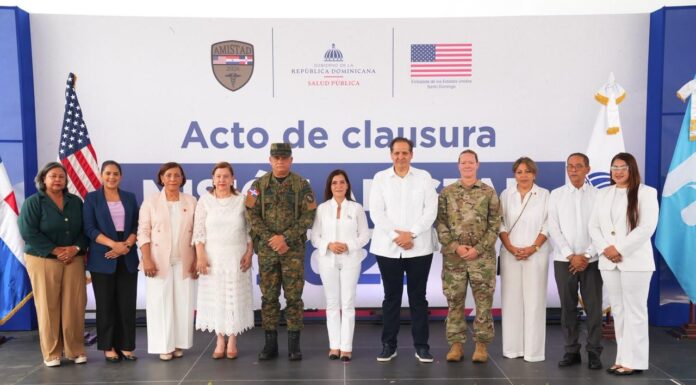 Ministerio de Salud y Comando Sur de los EE. UU. llevan servicios médicos gratuitos a 1,900 personas de La Vega