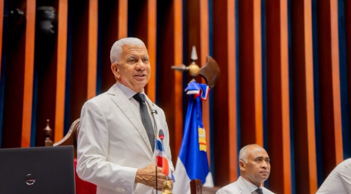 Presidente del Senado reitera compromiso con agenda legislativa priorizada