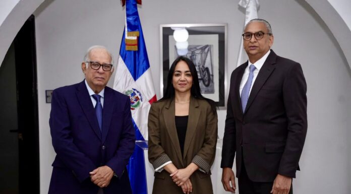 Faride Raful juramenta a José Benedicto Hernández como director del Instituto Nacional de Migración