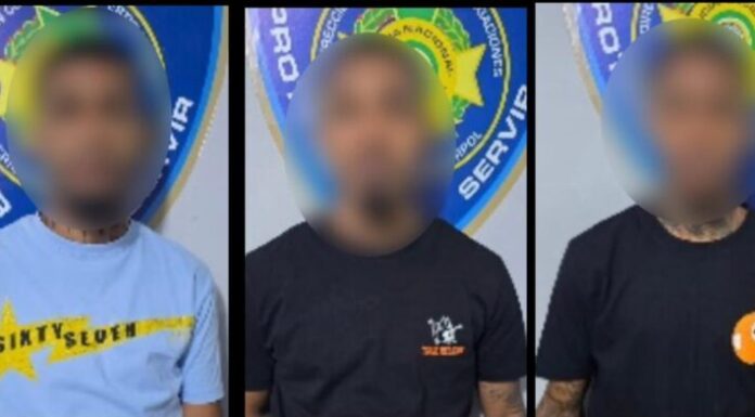 Policía arresta a tres personas vinculadas a asalto en Santiago