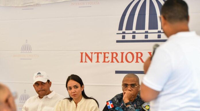 Faride Raful supervisa y refuerza intervención integral en Villas Agrícolas