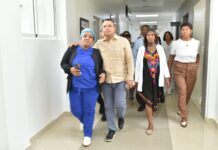 Director del SNS realiza recorrido de supervisión por varios hospitales y centros de la Red Pública