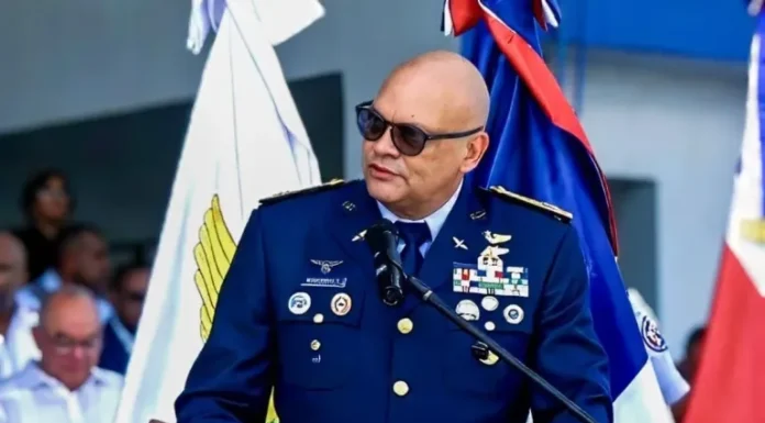 Mayor General Piloto Enmanuel Marcelino Souffront Tamayo asume como Comandante General de la FARD