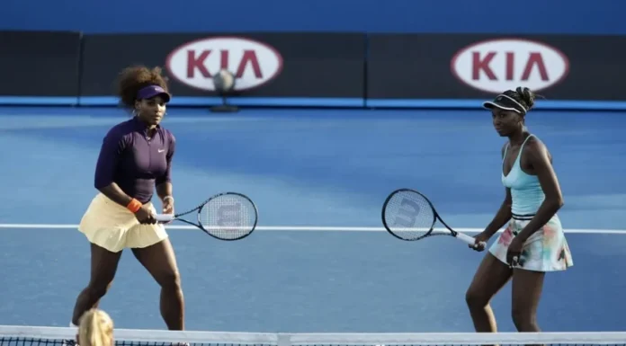 Las hermanas Williams caen con honor en su regreso a un partido de dobles cuatro años después