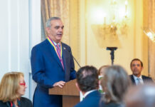 Presidente Luis Abinader es reconocido con la Insignia de Oro, el más alto honor de Americas Society por su liderazgo y el impacto de su gestión en la República Dominicana y el hemisferio