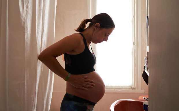 La pubertad y el embarazo tienen una disminución de materia gris, pero la menopausia no