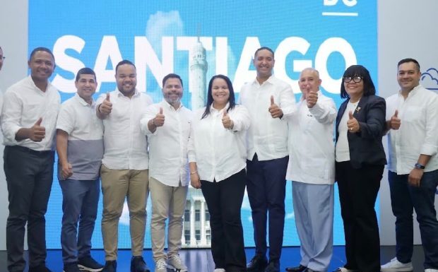 Leito Aguilera juramenta estructura de apoyo a David Collado en la Región Norte 2