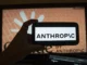 Anthropic elige a Accenture como “evaluadora integrada” de seguridad de sus modelos de IA