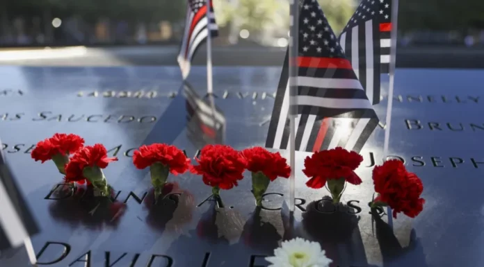 Biden, Obama y Mamdani recuerdan el 11S en Nueva York en una ceremonia sin Trump