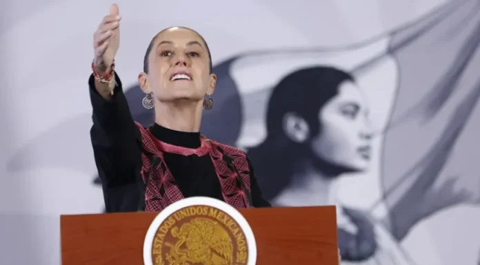 Sheinbaum abre las puertas a Petro para impartir conferencias en México