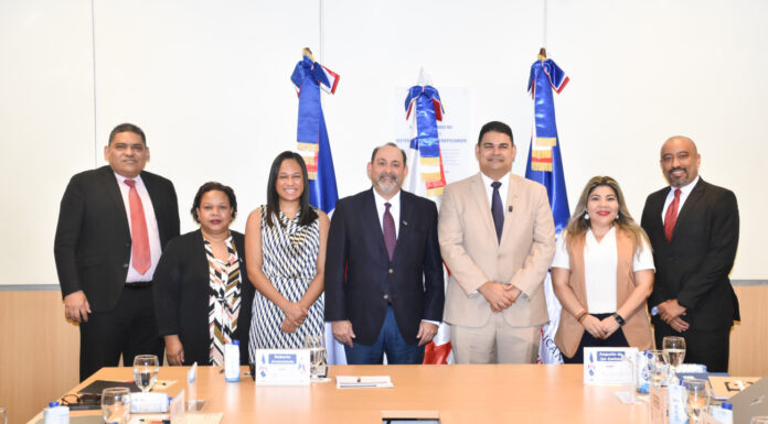 Panamá conoce la experiencia del Siuben para diseñar su Registro Social