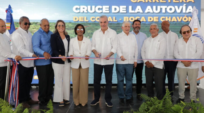 Presidente Abinader inaugura la carretera de Boca de Chavón