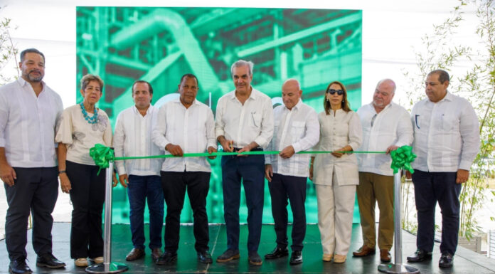 Presidente Luis Abinader inaugura planta de valorización de residuos en Puerto Plata que generará más de mil empleos