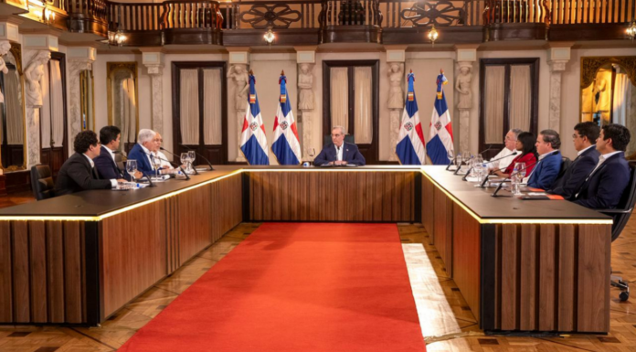 Ministerio de Vivienda consolida su rol transversal con más de 20,000 viviendas y cifras récord en permisos de construcción