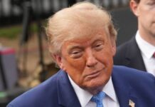 Trump recupera la celebración de la Herencia Hispana mientras pierde voto latino