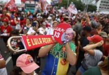 Lula da Silva moviliza a sus bases con marchas en varias ciudades de Brasil antes de las elecciones