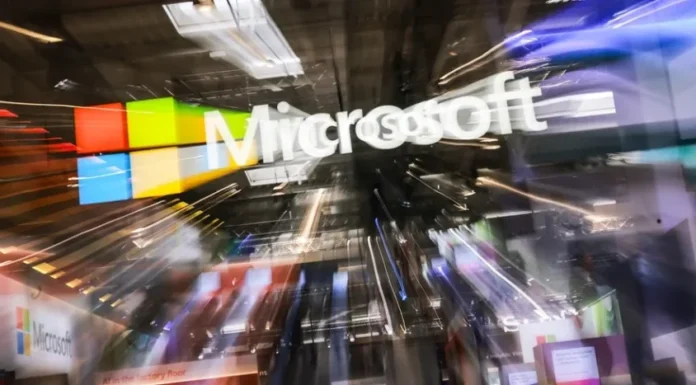 Microsoft se compromete a mantener sus futuros modelos de IA bajo control humano