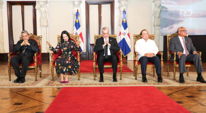 Presidente Luis Abinader convoca a las iglesias a jornada nacional de oración y acción de gracias por la República Dominicana