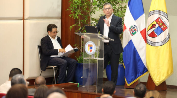 Comisionado presenta informe detallado de la Reforma Policial