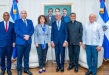 Presidente del Senado recibe a embajadora de España y abordan cooperación en ciberseguridad