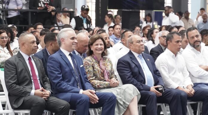 Luis Miguel De Camps destaca nuevas oportunidades para que estudiantes continúen su formación tras concluir el bachillerato