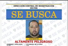 DICRIM busca a hombre señalado por robo millonario de prendas y dinero en efectivo