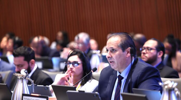 Víctor Atallah participa en Washington en el Consejo Directivo de la OPS; reafirma prioridades del país para fortalecer salud