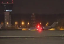 Un avión especial de EE.UU. aterriza en Moscú supuestamente con los emisarios de Trump